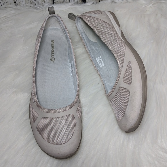 merrell flat shoes